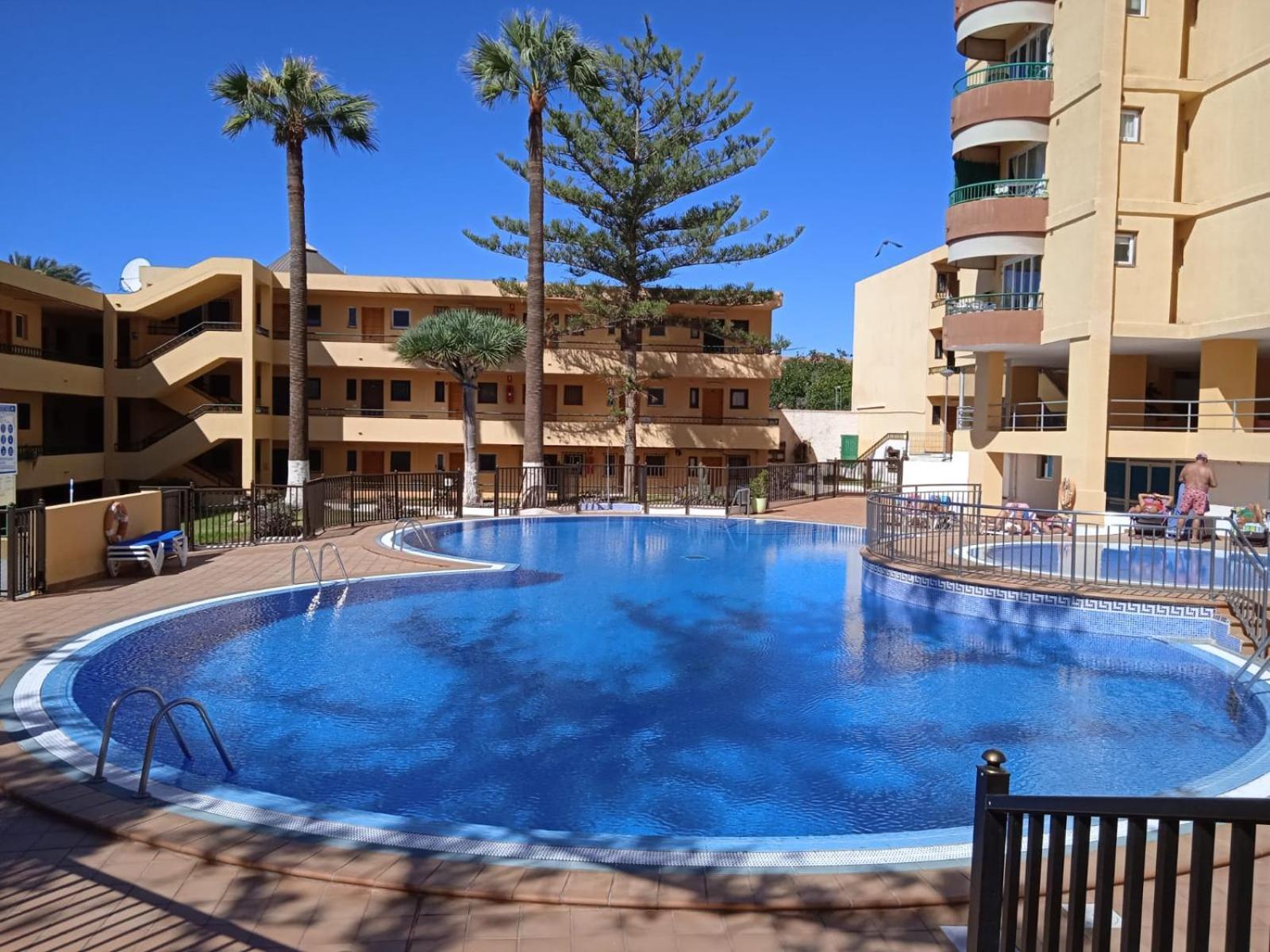 ארונה Firstline Apartment Los Cristianos מראה חיצוני תמונה
