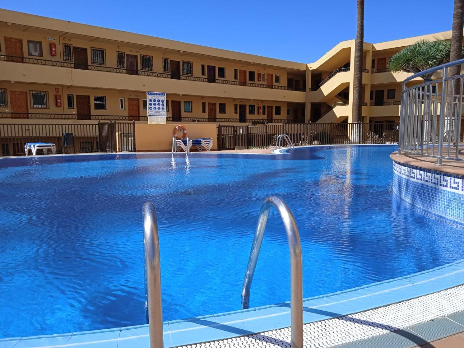 ארונה Firstline Apartment Los Cristianos מראה חיצוני תמונה
