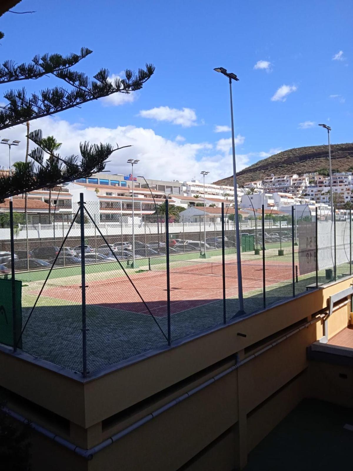 ארונה Firstline Apartment Los Cristianos מראה חיצוני תמונה