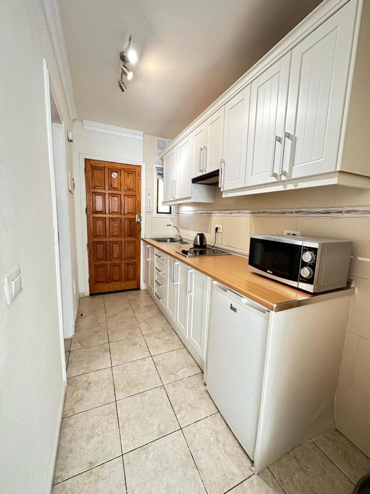 ארונה Firstline Apartment Los Cristianos מראה חיצוני תמונה
