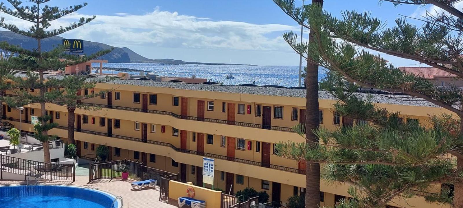 ארונה Firstline Apartment Los Cristianos מראה חיצוני תמונה